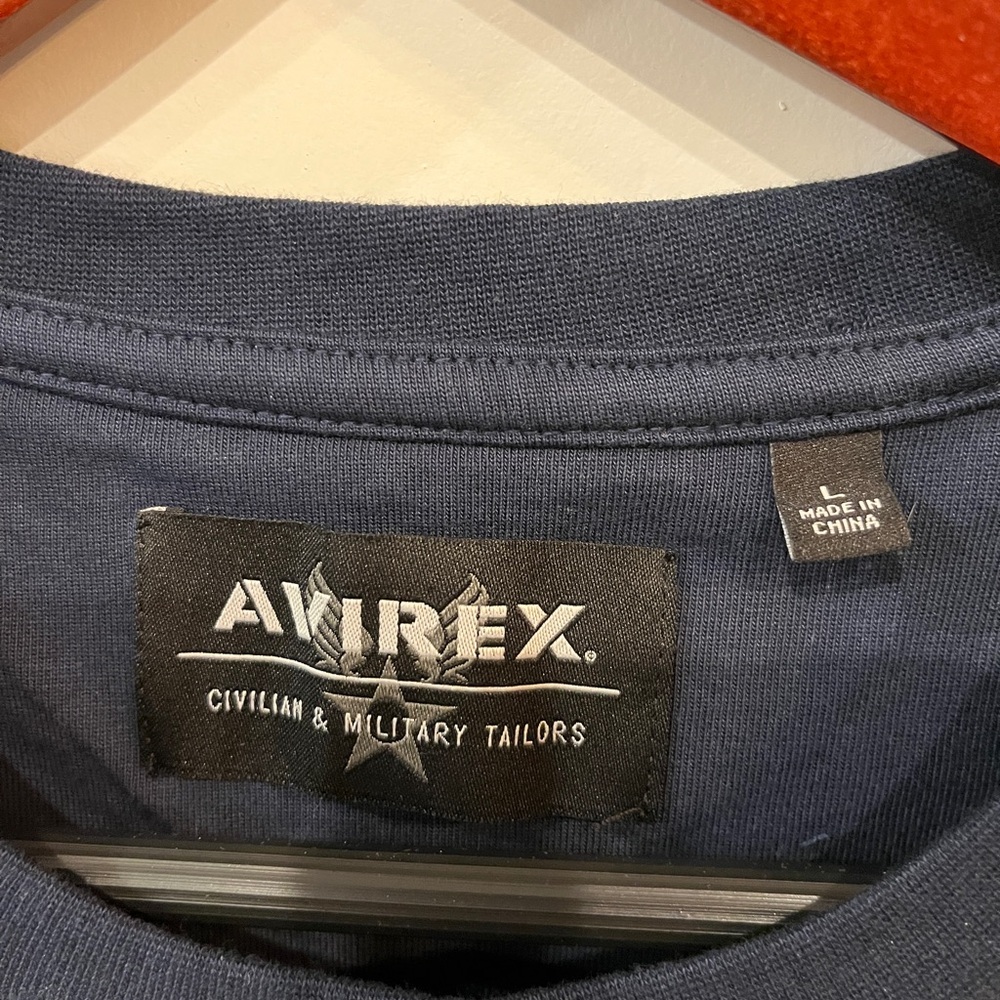 Avirex Embroidered Dark Blue Tee with Logo
NWOT - Picture 2 of 11